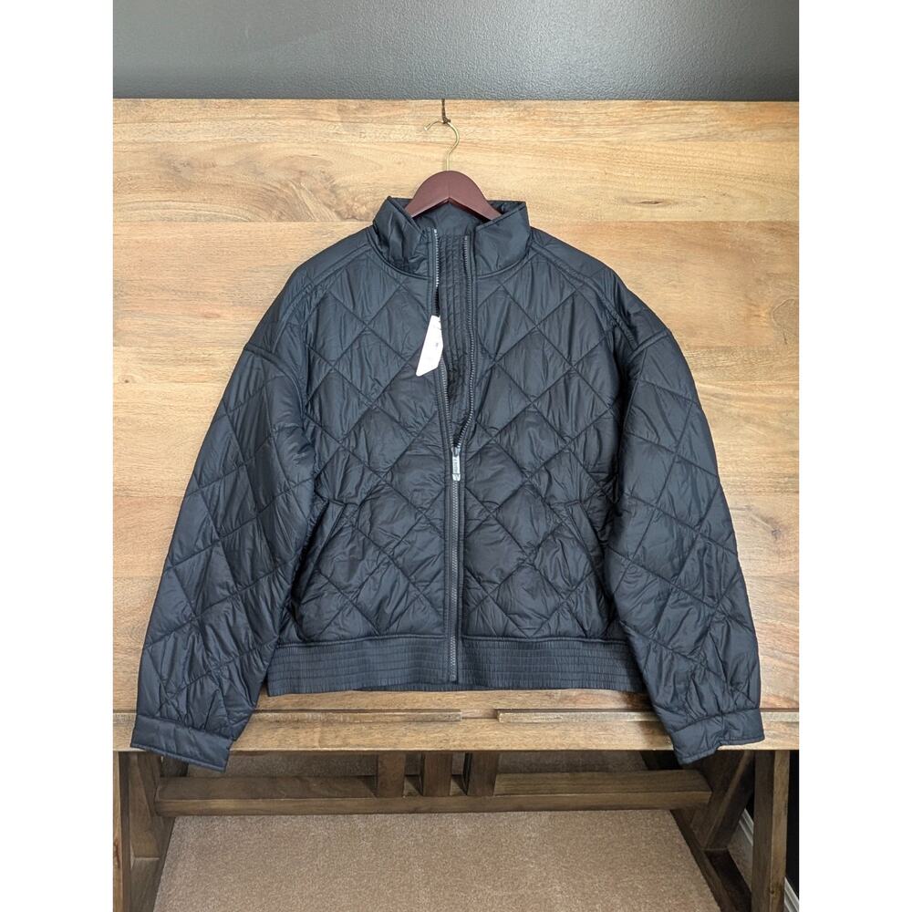 Travis Mathew Lights at Night Quilted Jacket Womens Large Black Full Zipper NWT